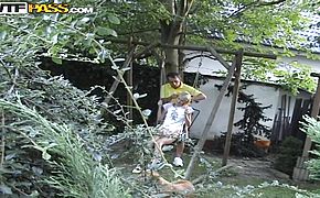 Awesome outdoor amateur action with hot couple